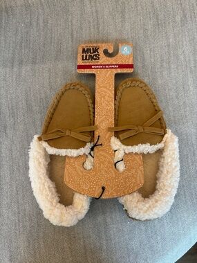 Women’s Slippers- Tan Moccasin Slippers with Cream Faux-Sherpa